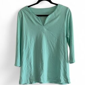 L.L. Bean supima cotton 3/4 sleeve v-neck shirt size L-Reg